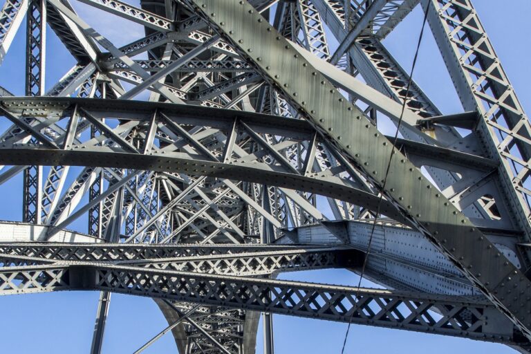 Closeup shot of the metalworks of famous Dom Luis I Bridge in Porto, Portugal